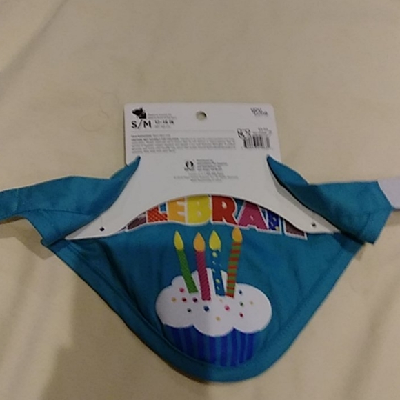 Happy birthday dog bib NWT - Picture 2 of 3